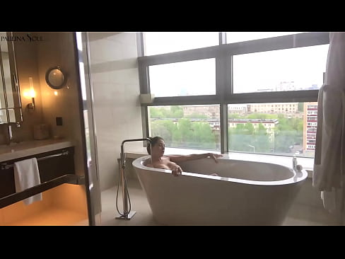 ❤️ Óriási babe szenvedélyesen kiveri ki a punciját a fürdőszobában ❌ Porno at hu.sexonfire.ru ❌❤